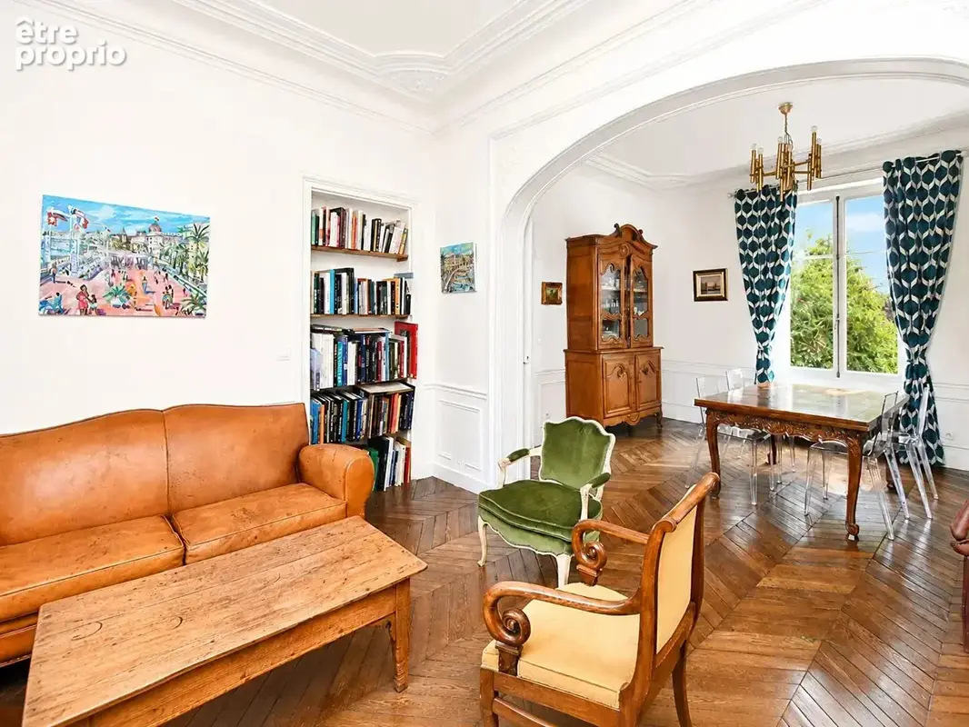 Le vesinet coeur de centre  - 3 mn rer - propriete de 183 m² - 5 chambres - terrain 644 m² - photo 5