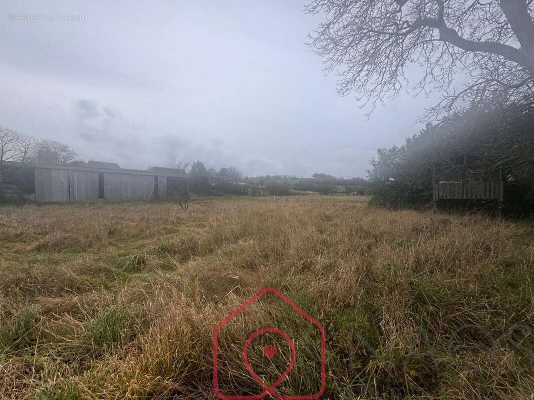 Maison à REMILLY-AILLICOURT