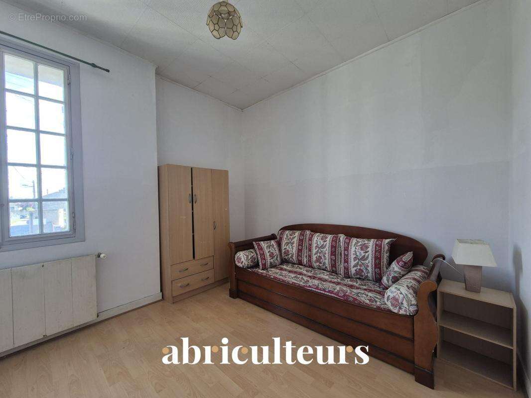 Maison avec terrasse de 45 m² e en vente à Cognac ( 16100) - photo 9