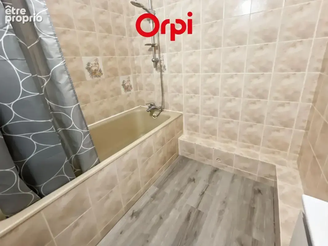Appartement À Vendre F3 situé à Brunoy avec cave plus place de parking - photo 10