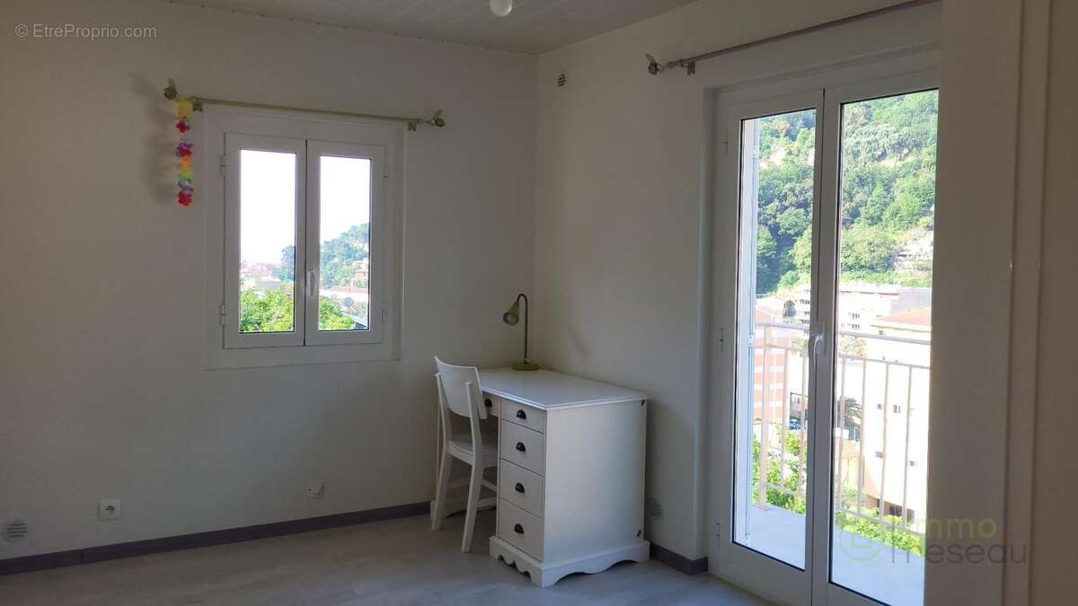 Maison 95 m² à Menton  - photo 7