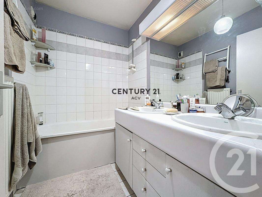 Appartement à MAISONS-ALFORT