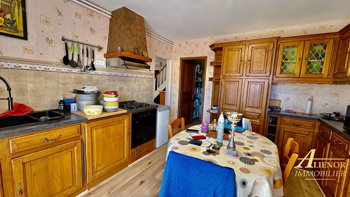 Maison à COULOUNIEIX-CHAMIERS
