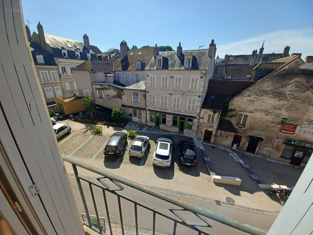 Appartement à LA CHARITE-SUR-LOIRE