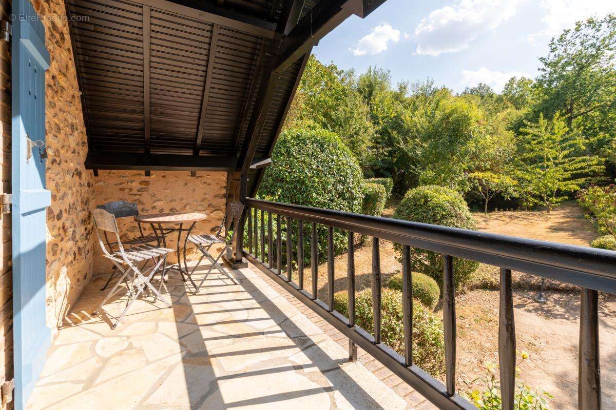 Maison 153 m² à Chemire-Le-Gaudin  - photo 9