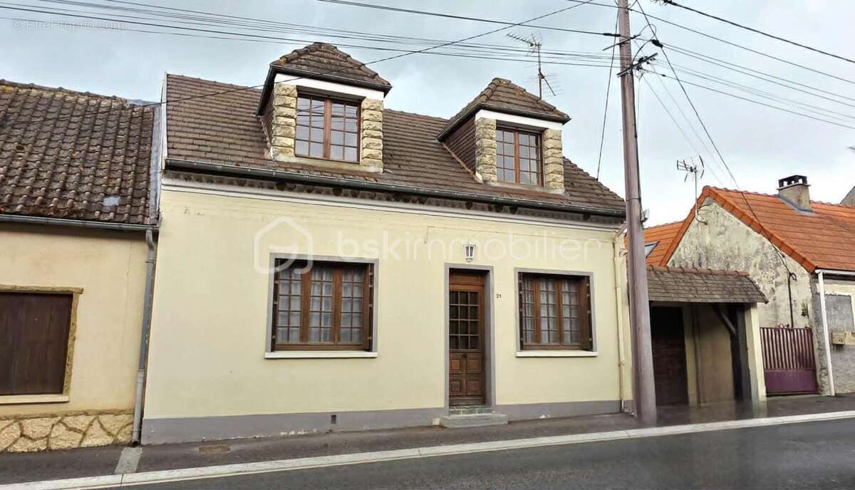 Maison à GUILLAUCOURT
