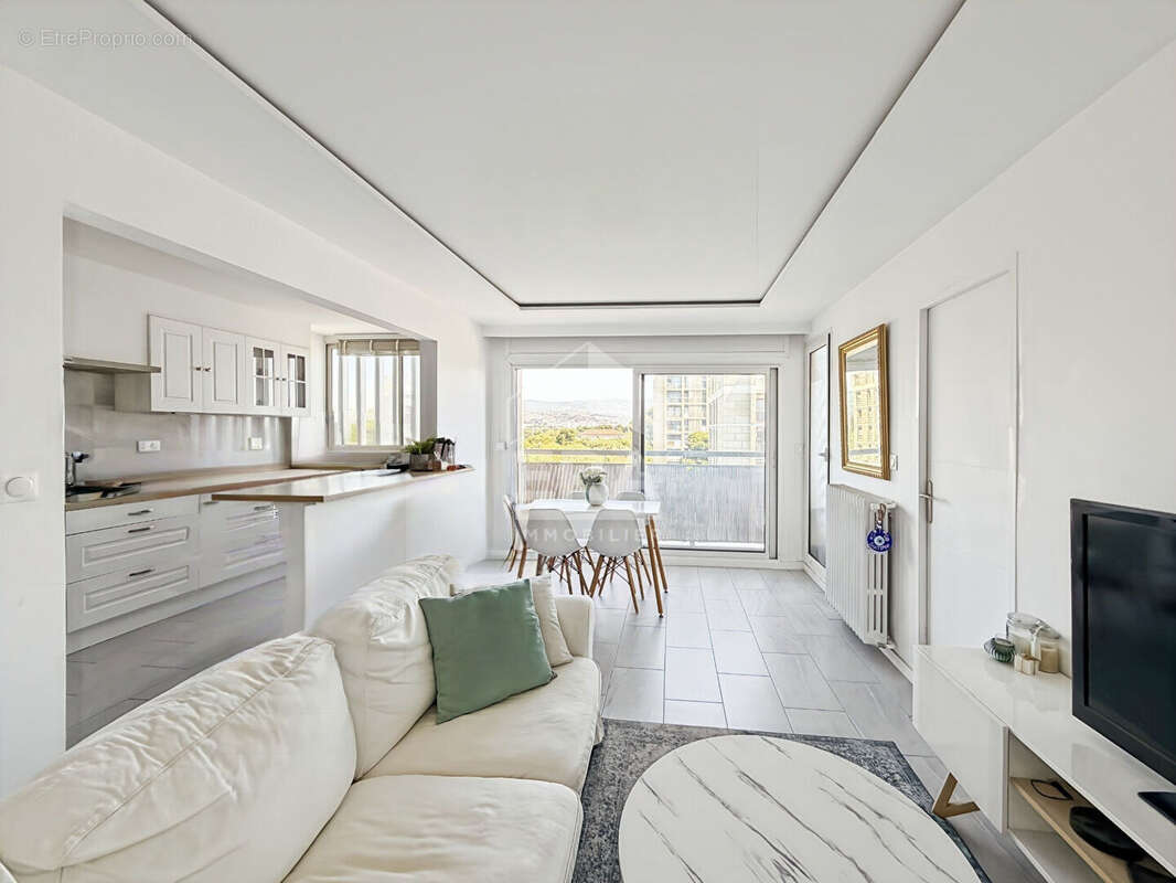 Appartement à MARSEILLE-13E