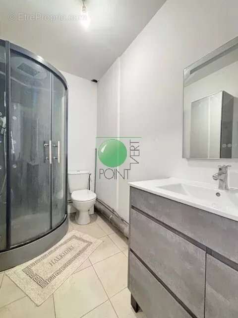 Appartement à BAULNE