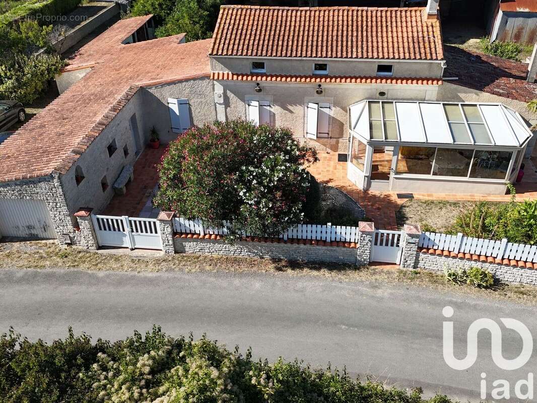 Photo 3 - Maison à TRIZAY