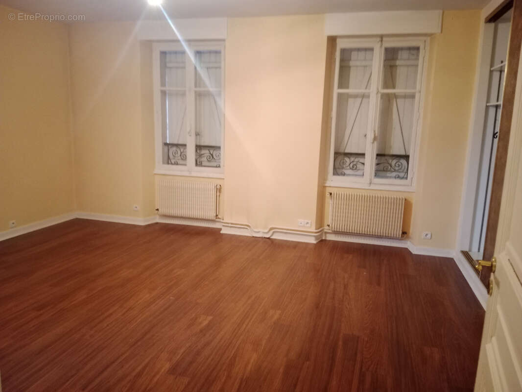 Maison à LUXEUIL-LES-BAINS