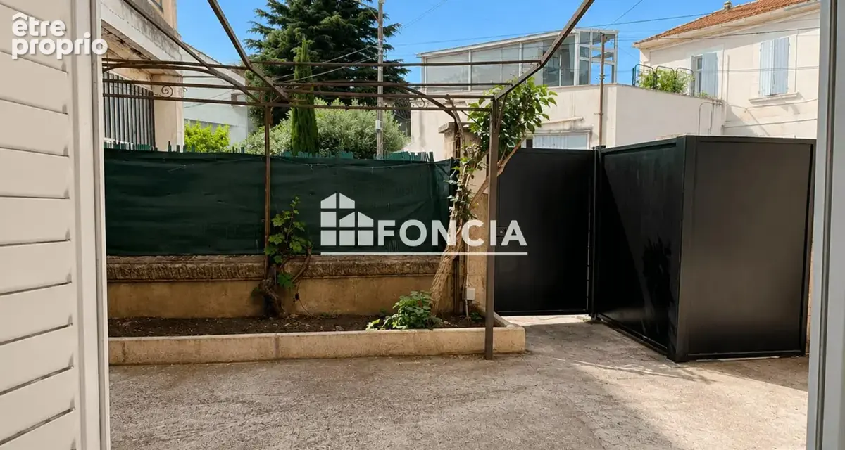Exclusivité FONCIA, Immeuble de rapport de 2 lots - photo 2