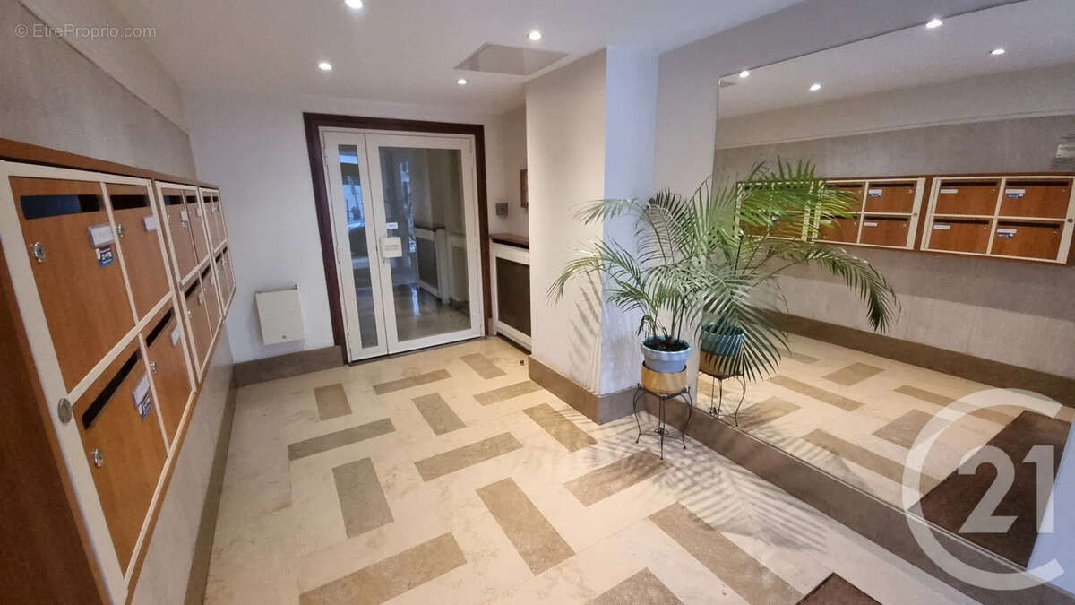 Appartement à SAINT-MAUR-DES-FOSSES