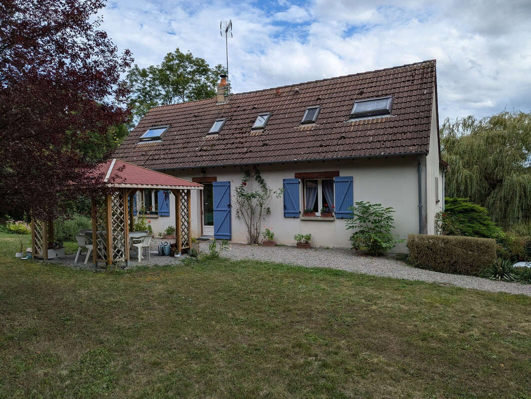 Maison à CHASSIGNOLLES