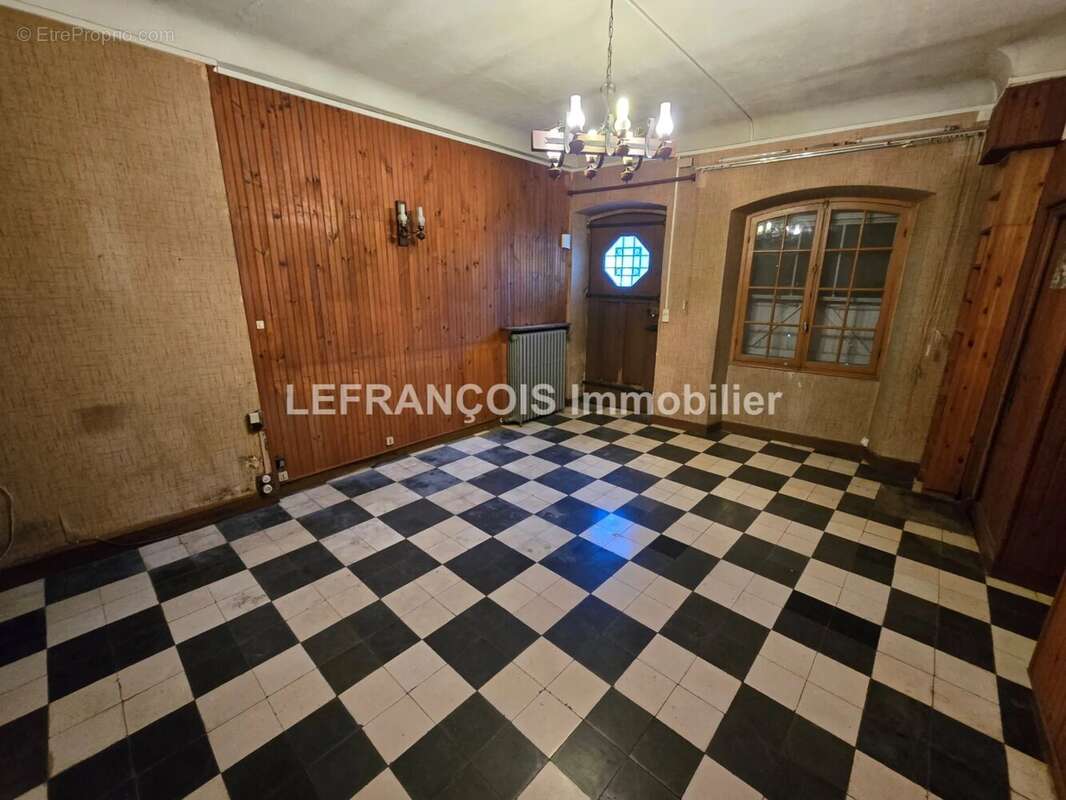 Maison à PEYMEINADE