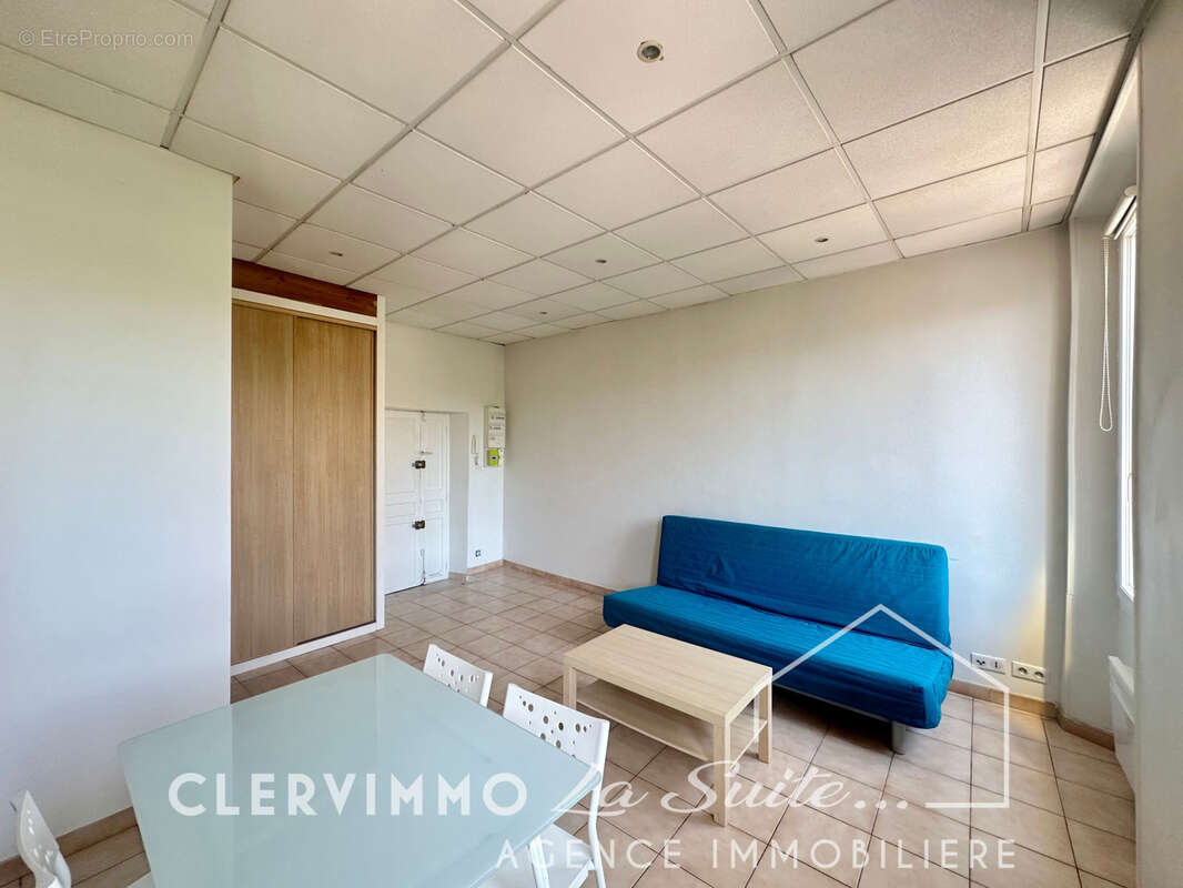 Appartement à MARSEILLE-9E