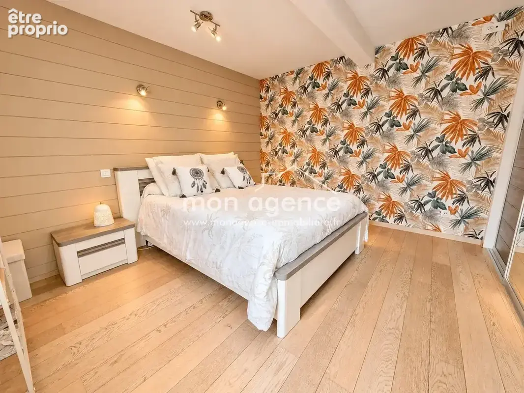 Vente – Maison de ville avec jardin et terrasse – Neufchâtel-en-Bray - photo 8