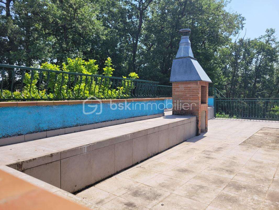 Maison à LA SALVETAT-SAINT-GILLES