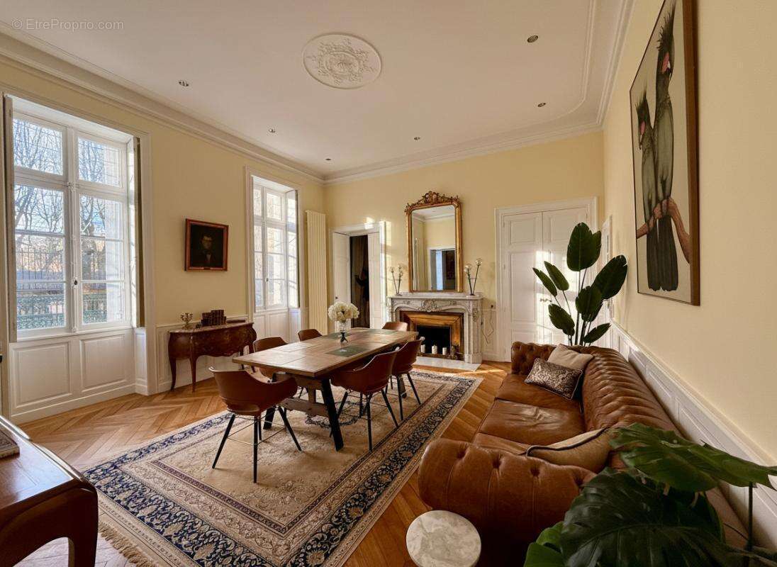 Appartement à CARCASSONNE