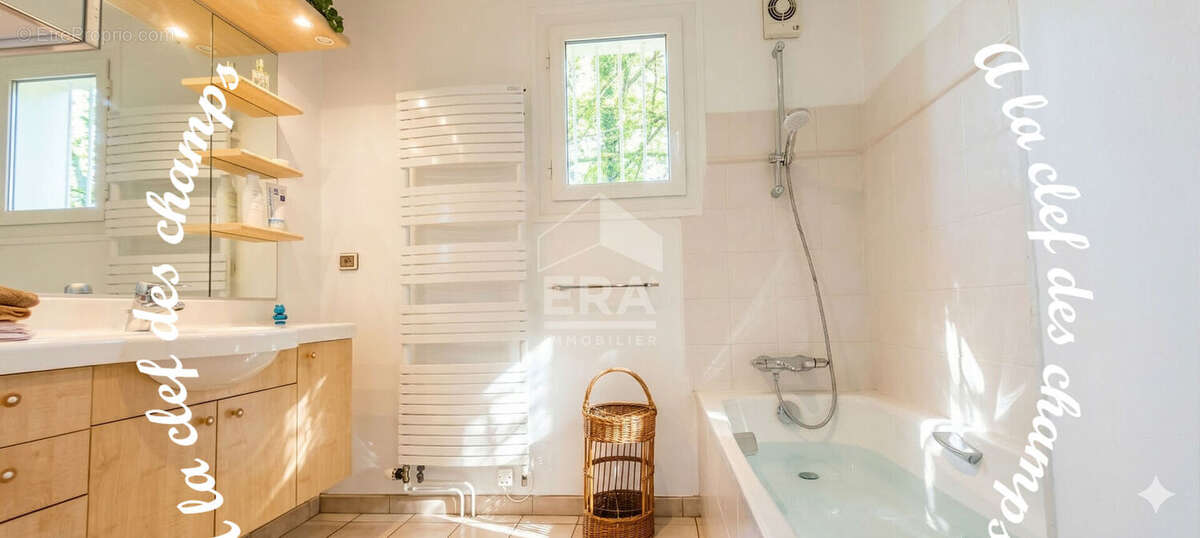 Maison à BURES-SUR-YVETTE