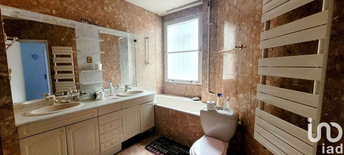 Photo 3 - Appartement à PARIS-16E