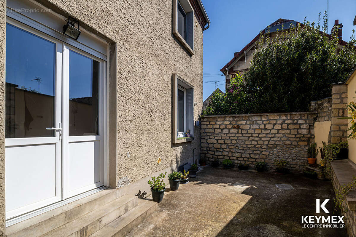 Appartement à BORAN-SUR-OISE
