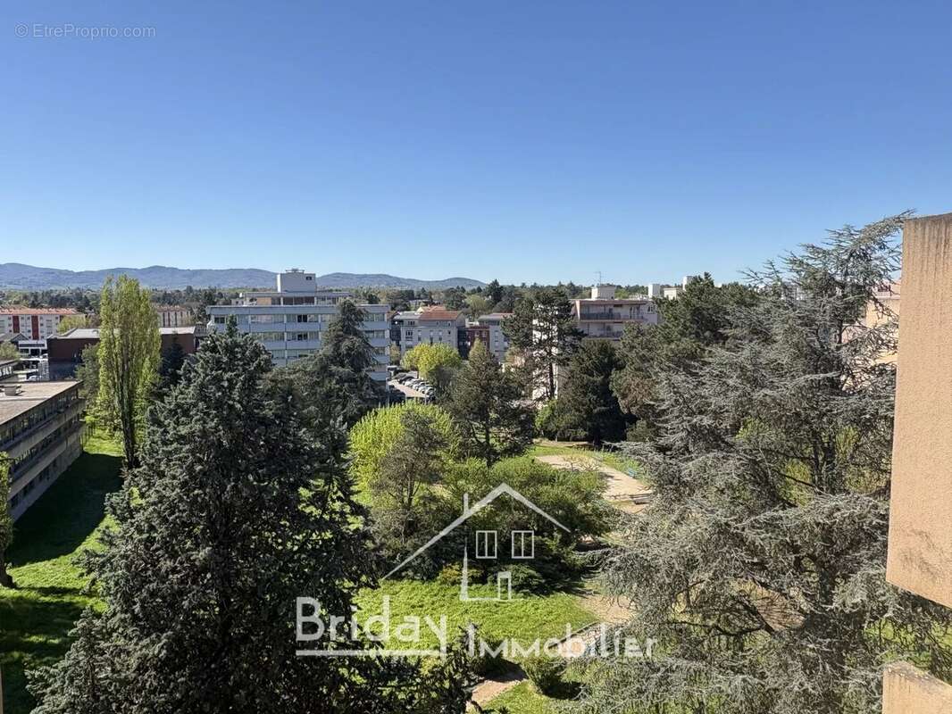 Appartement à TASSIN-LA-DEMI-LUNE