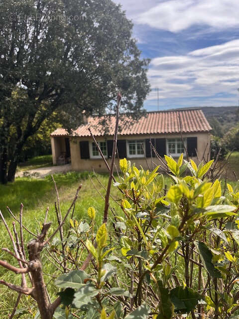 Maison à SAINT-MARTIN-DE-LONDRES