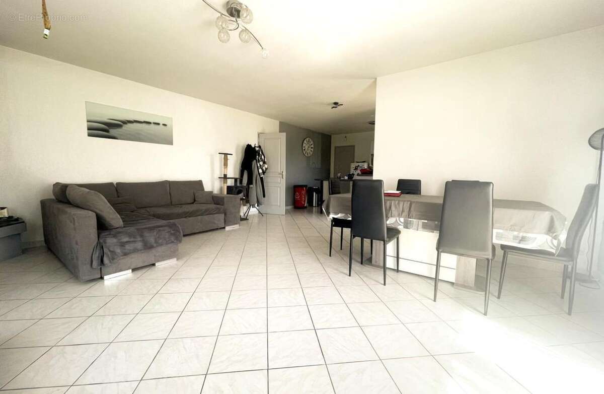 Maison à SAINT-JEAN-DU-FALGA