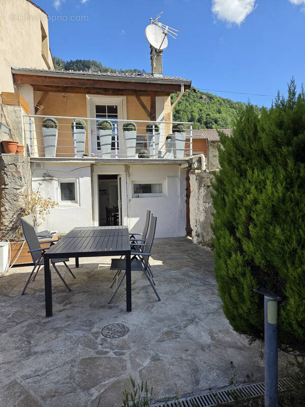 Maison à SAURAT