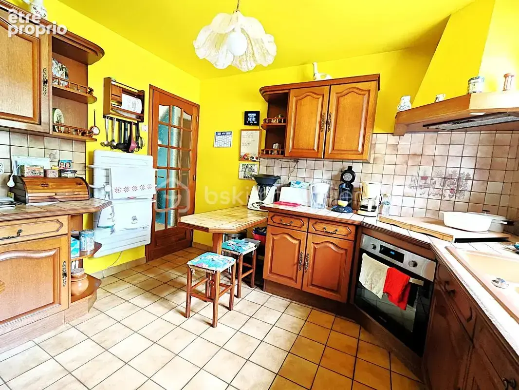 Maison familiale de 120,78 m² habitable sur sous sol de 81 m² edifier sur terrain clos de 1280 m² - photo 12