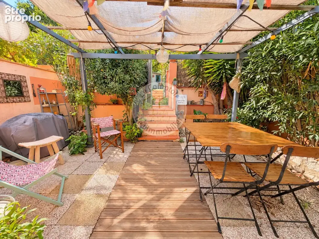 La panouse : bien atypique, esprit maison, avec terrasse et jardin privatif - photo 2