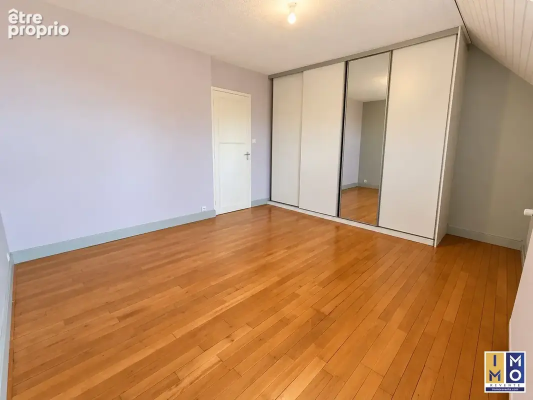 Maison 5 pièces 131 m² à vendre à Avord (18520) - photo 7