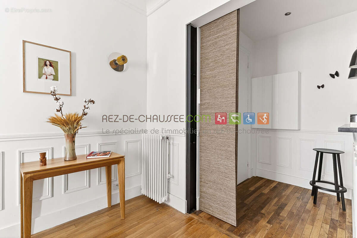 Appartement à PARIS-16E