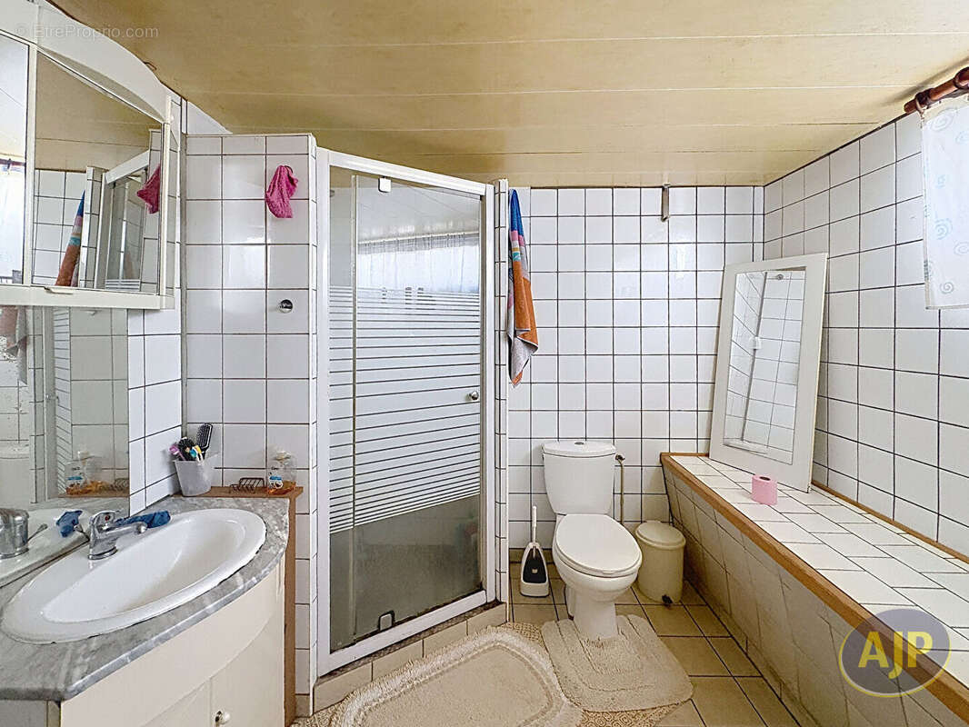 Maison à SALLERTAINE