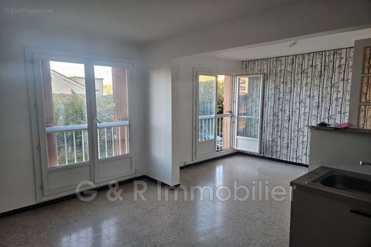 Appartement à MARSEILLE-9E
