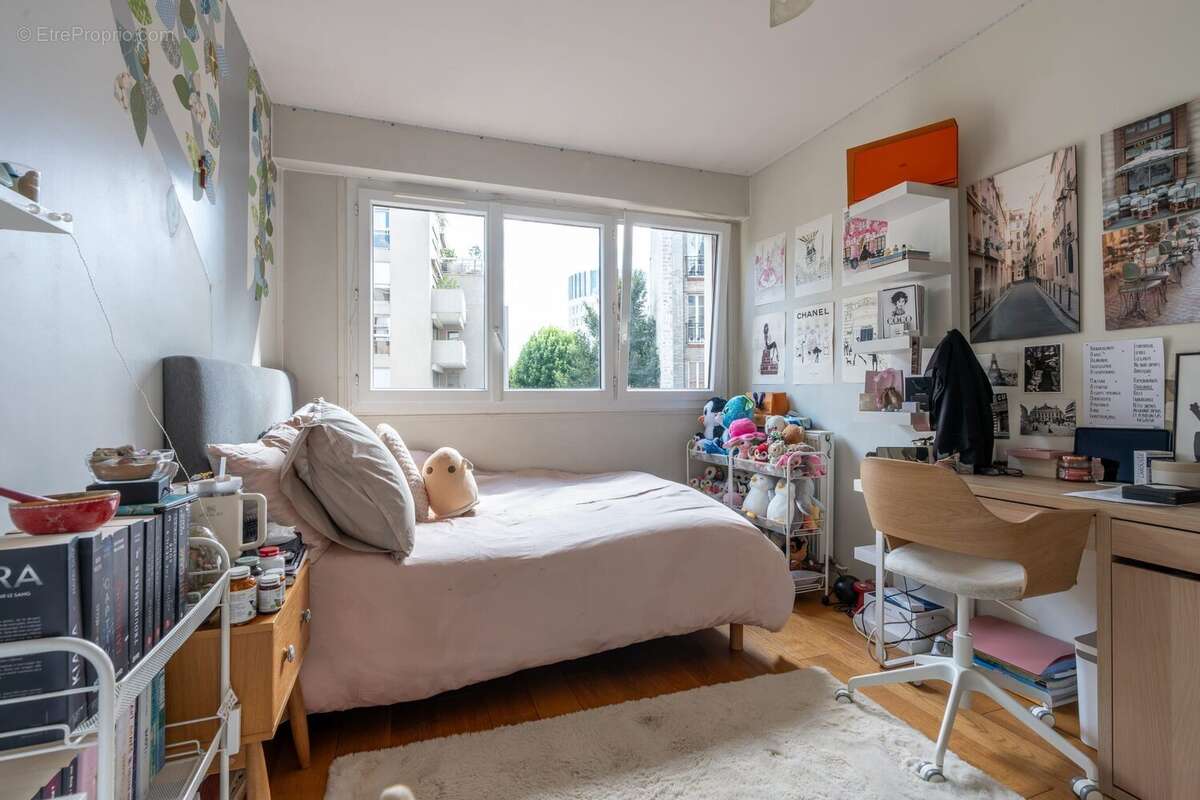 Appartement à PARIS-12E