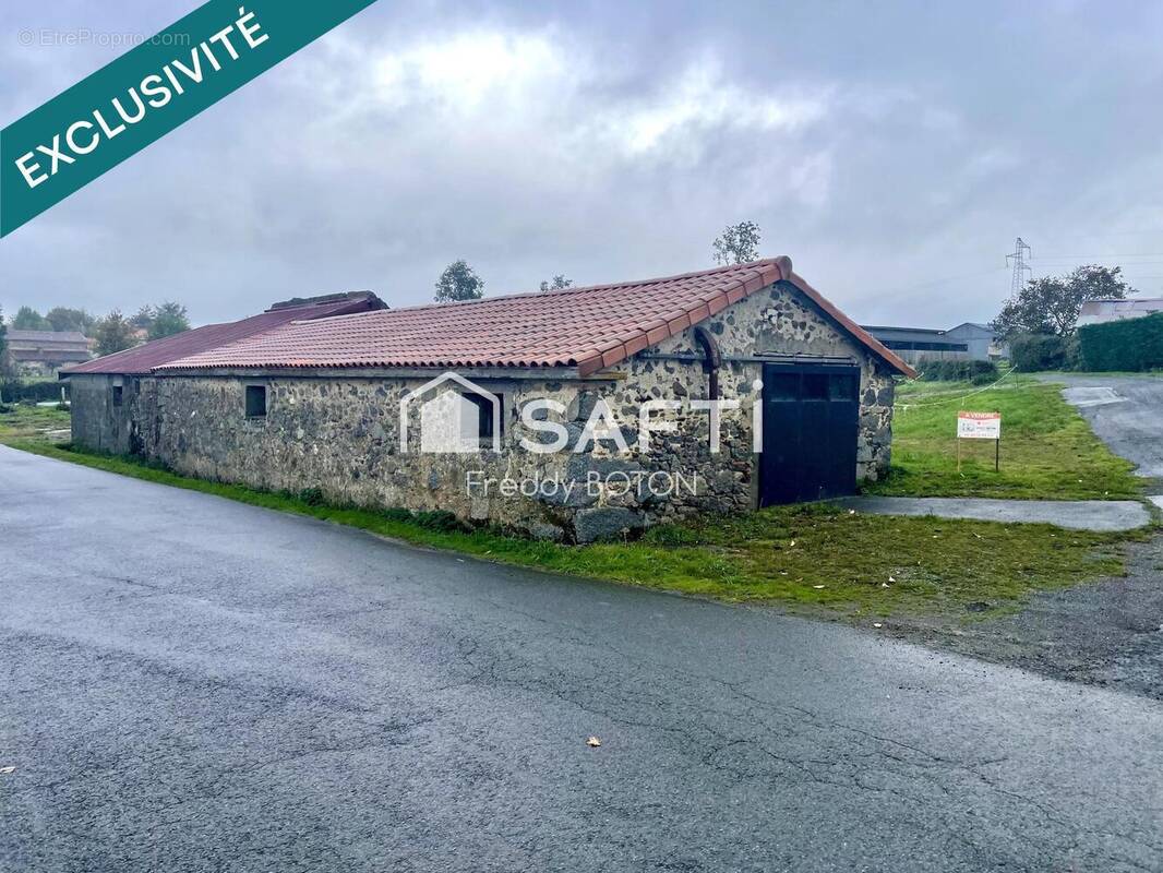 Photo 1 - Terrain à LA FORET-SUR-SEVRE