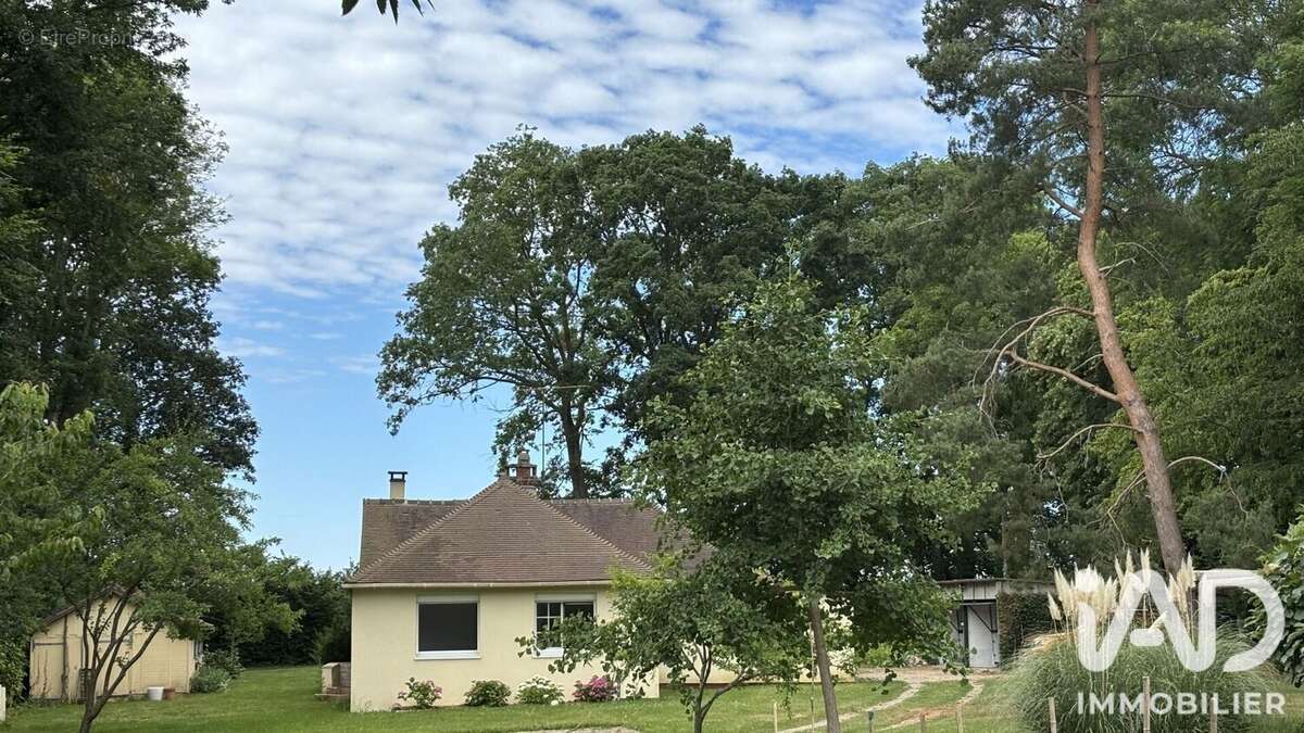 Maison 110 m² à Fontaine-Sous-Jouy  - photo 2