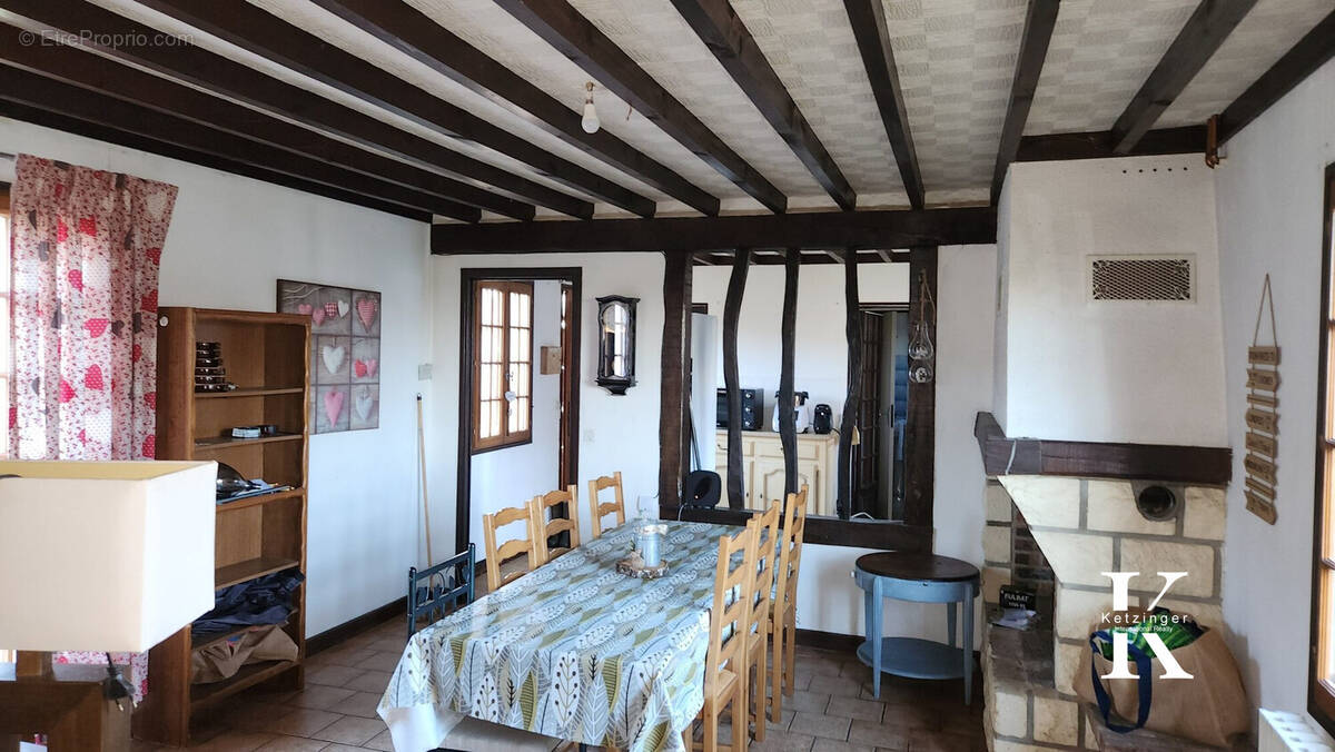 Maison à SAINTE-AGATHE-D'ALIERMONT