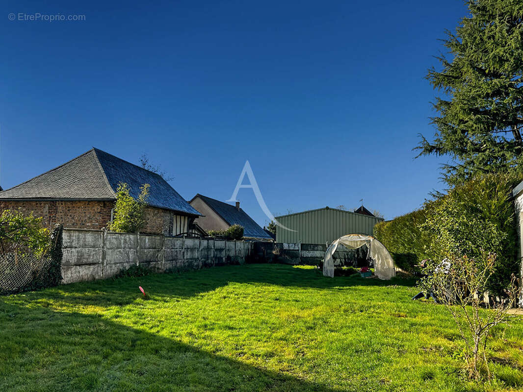 Terrain à LE MESNIL-ESNARD