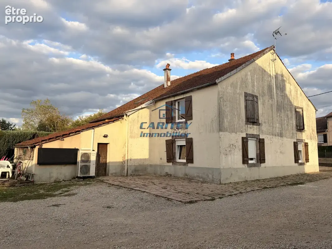 Maison à FROIDECONCHE