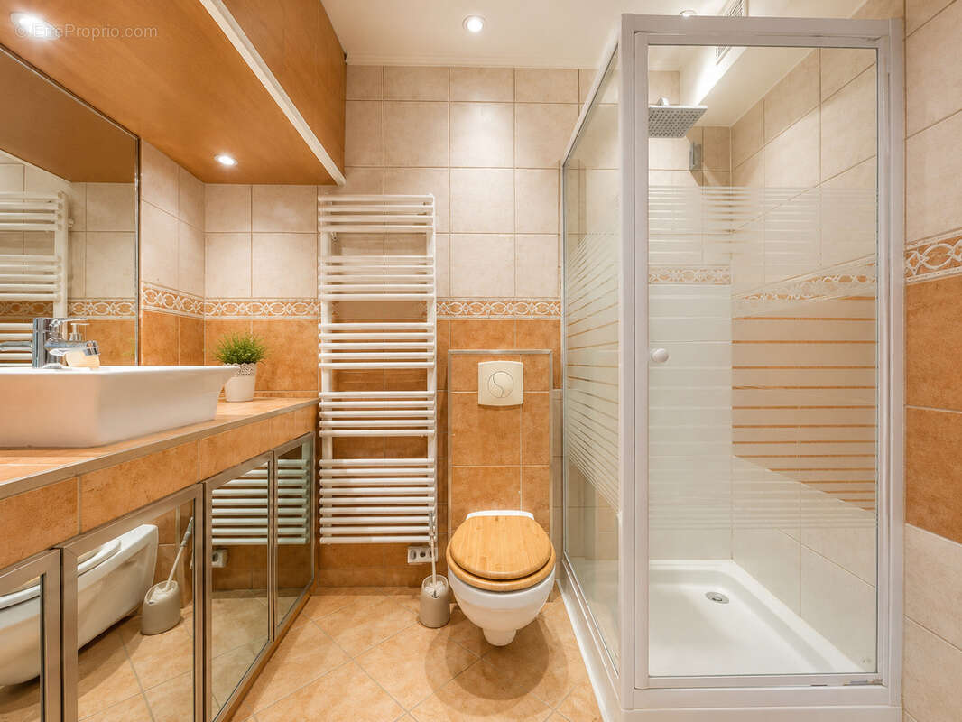 Appartement à ROQUEBRUNE-CAP-MARTIN