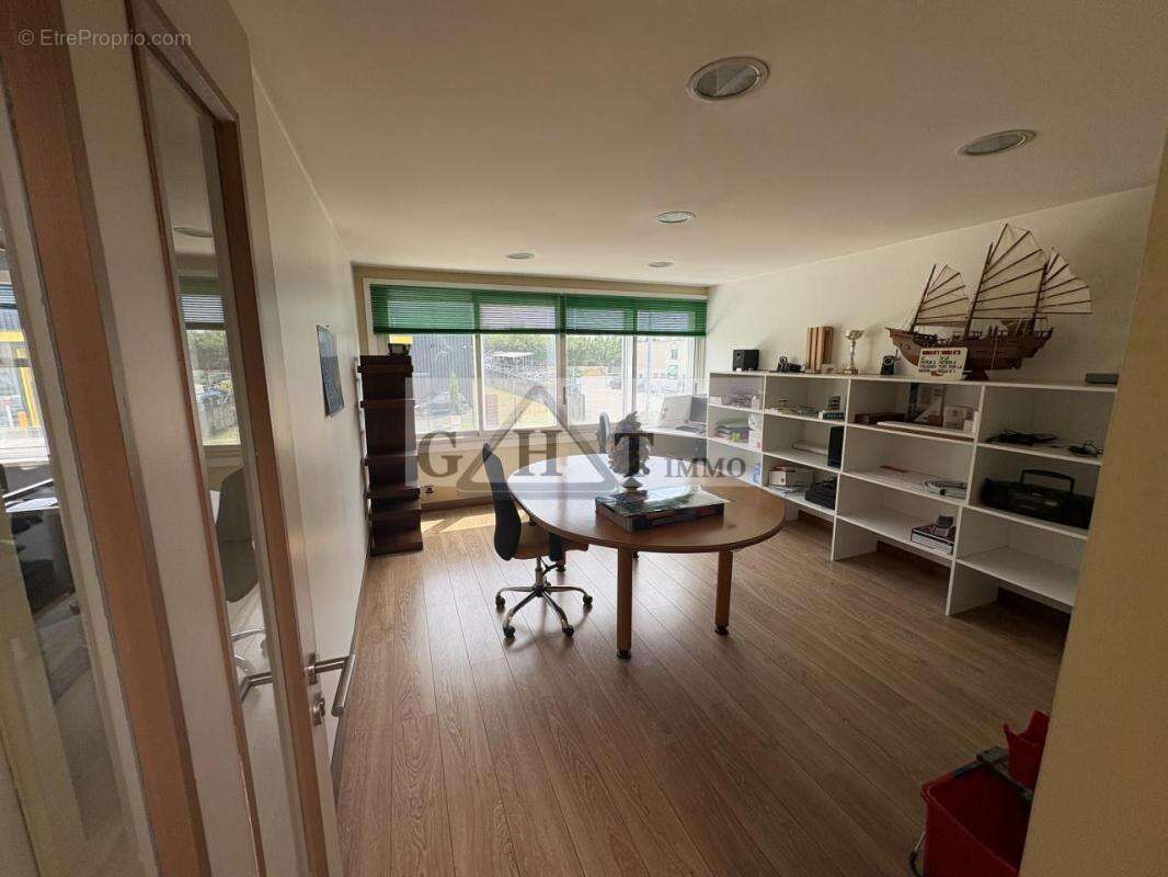 Bâtiment indépendant à vendre - photo 9