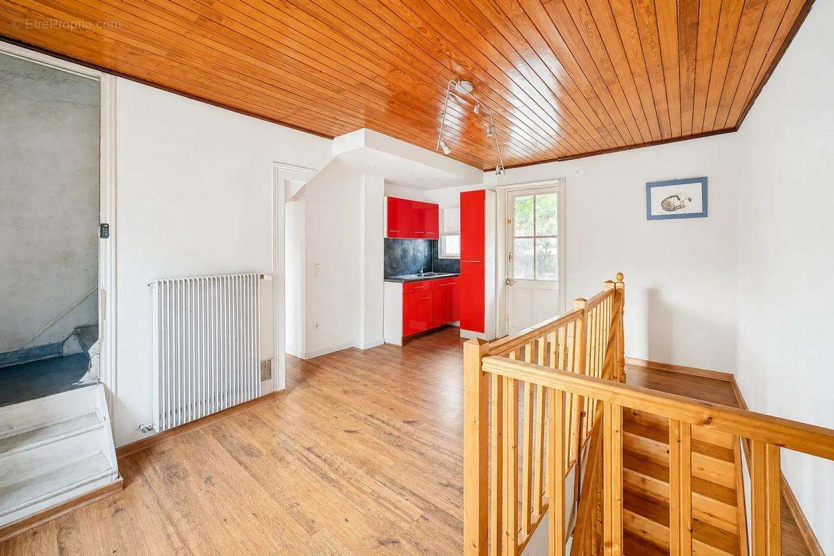 Maison de 4 pièces de 140 m² à Le Pont-de-Beauvoisin - photo 3