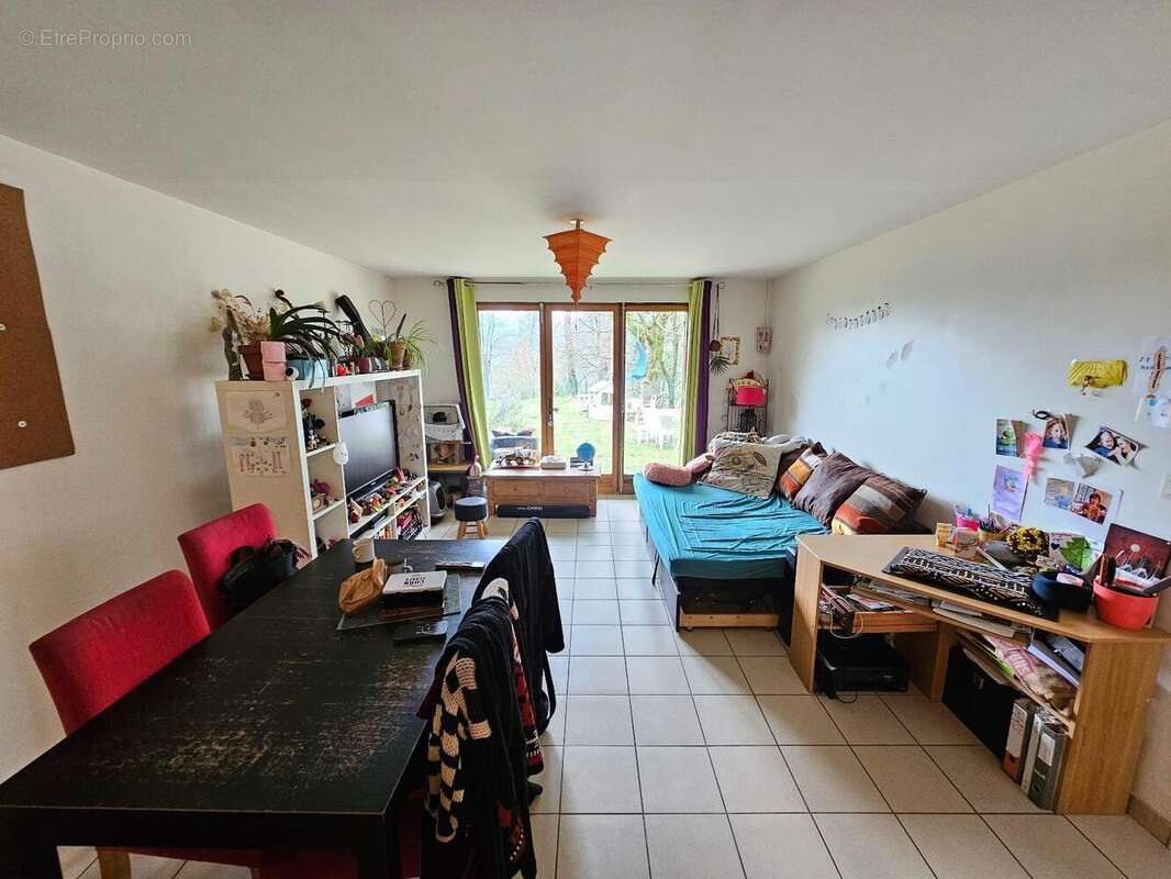   - Maison à VALS-LES-BAINS