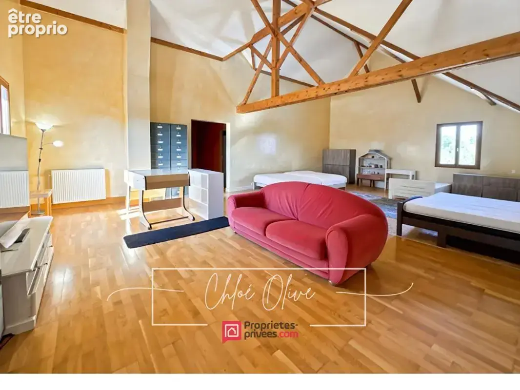 Maison familiale 310 m² , piscine- vue dégagée , crécy-la-chapelle - photo 11