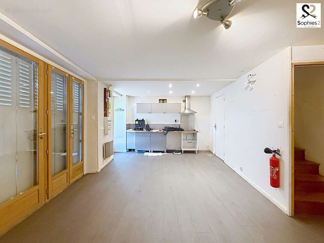 Maison 65 m² à Claix  - photo 2