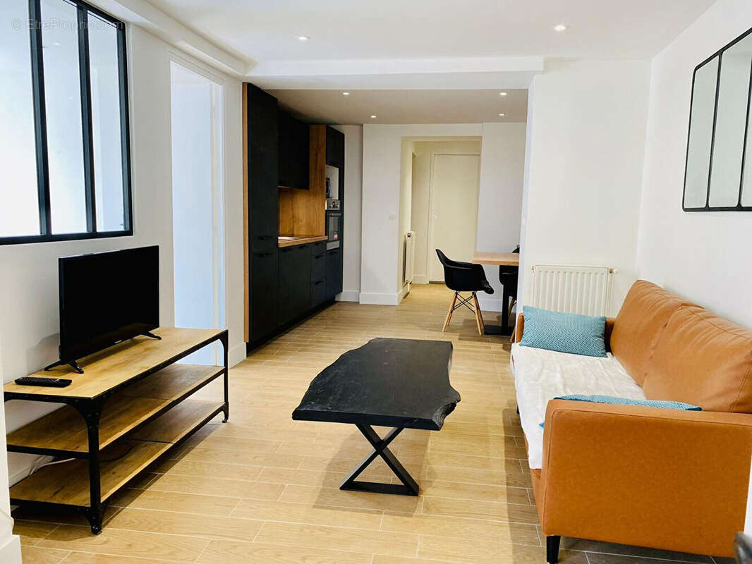 Appartement à ENGHIEN-LES-BAINS