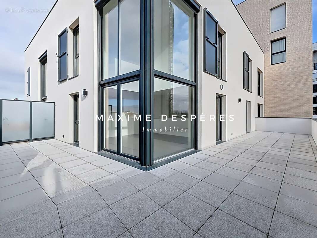 Appartement à FONTENAY-SOUS-BOIS