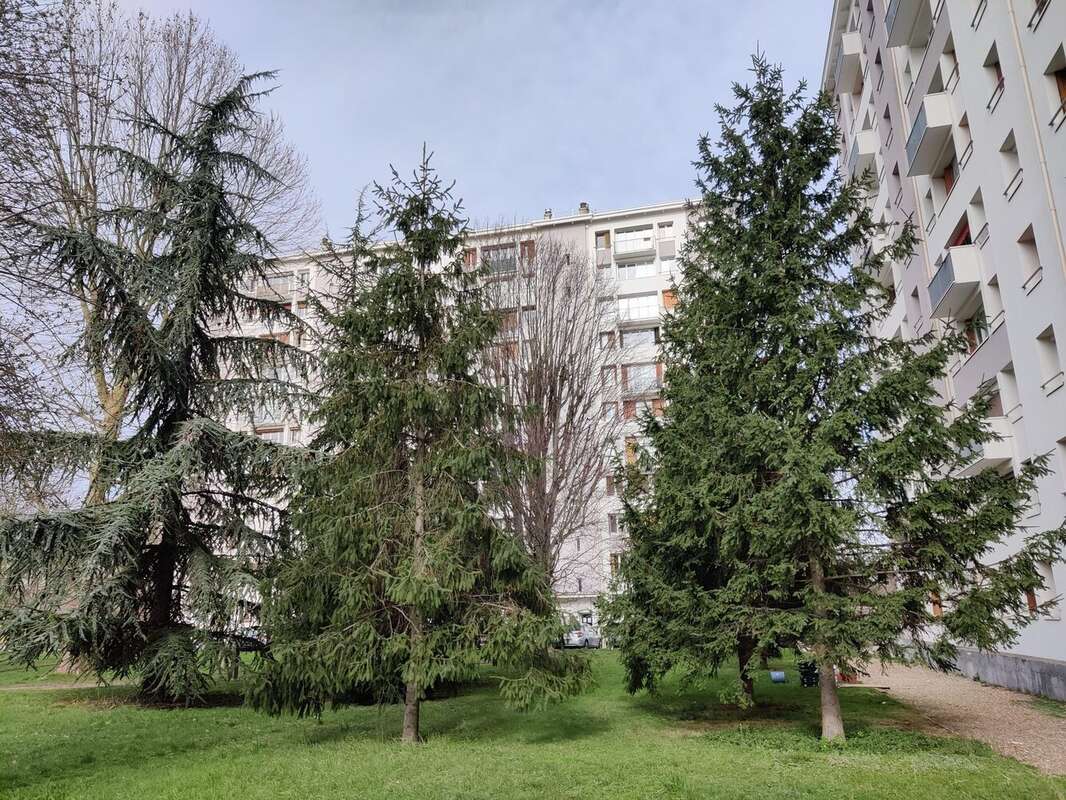 Appartement à VITRY-SUR-SEINE